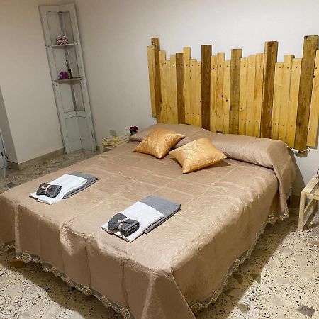 Вилла La Locanda Lulu Кастельбуоно Экстерьер фото